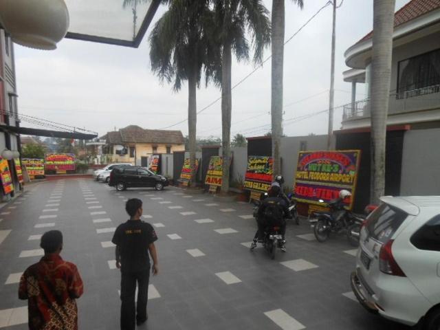 Feodora Airport Hotel Palembang Exterior foto