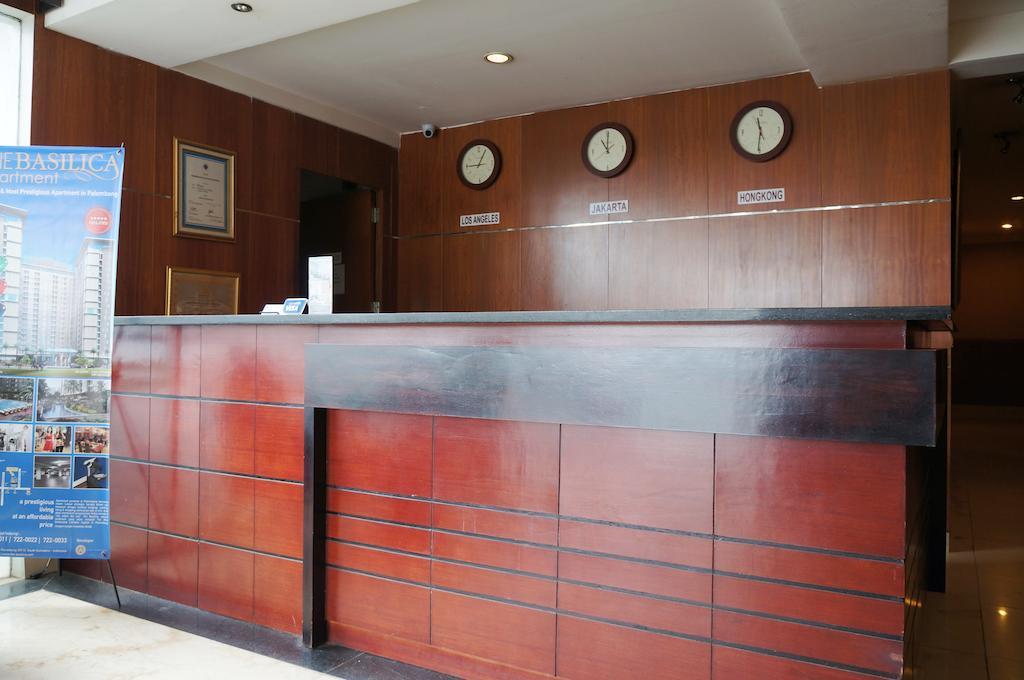 Feodora Airport Hotel Palembang Exterior foto