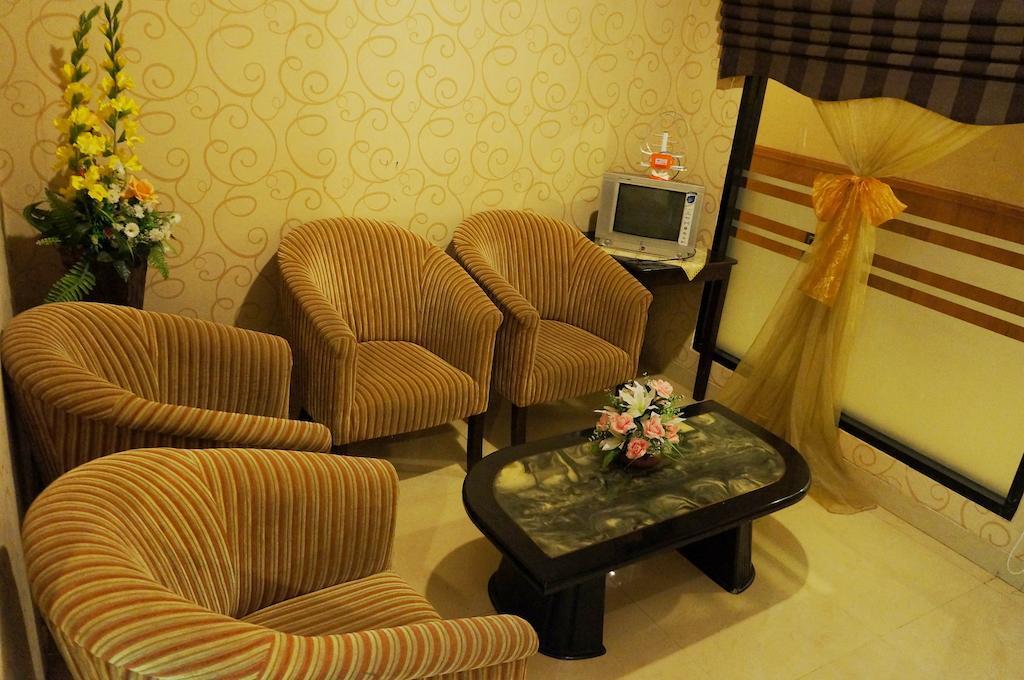 Feodora Airport Hotel Palembang Exterior foto
